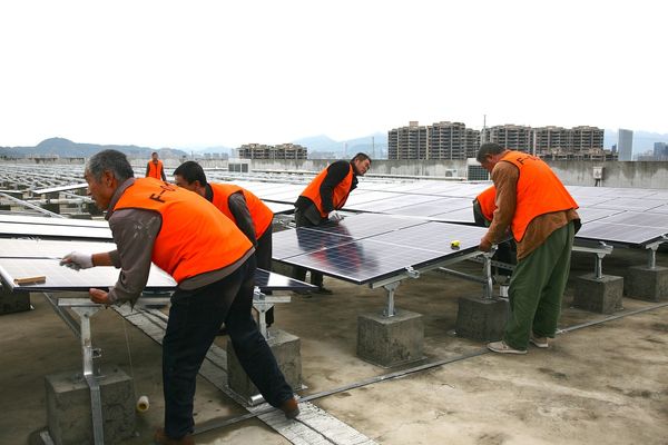 Czerp korzyści z energii słońca - grzejniki akumulacyjne a ekologia i oszczędności