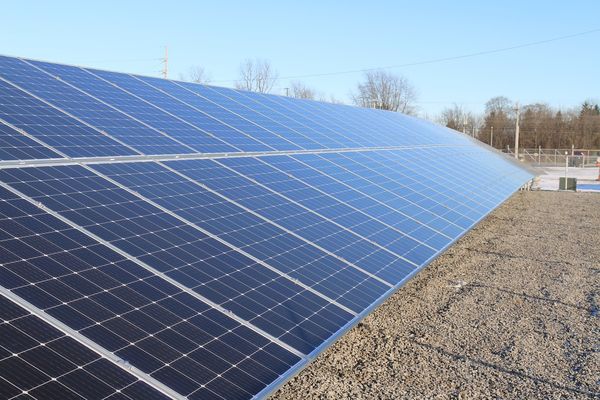 Energia odnawialna w domu jednorodzinnym - jak to działa?